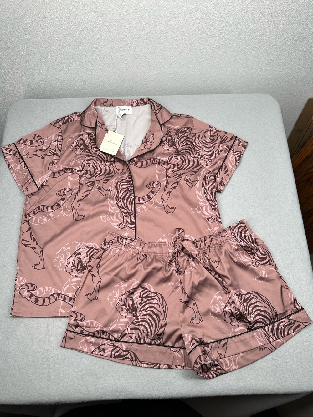 Averie Two-Piece Tiger Sketch Shorts Pajama Set